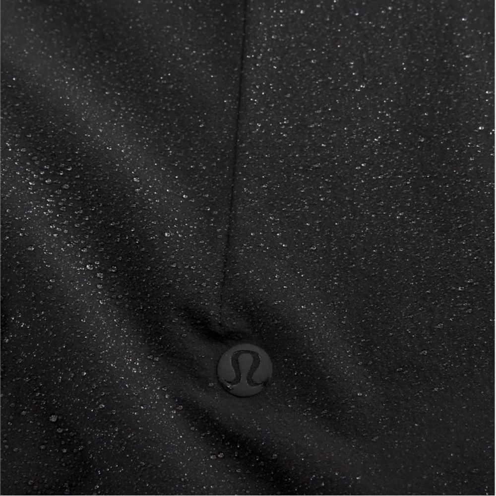 Lululemon men’s stretch cargo jacket - Picture 4 of 5